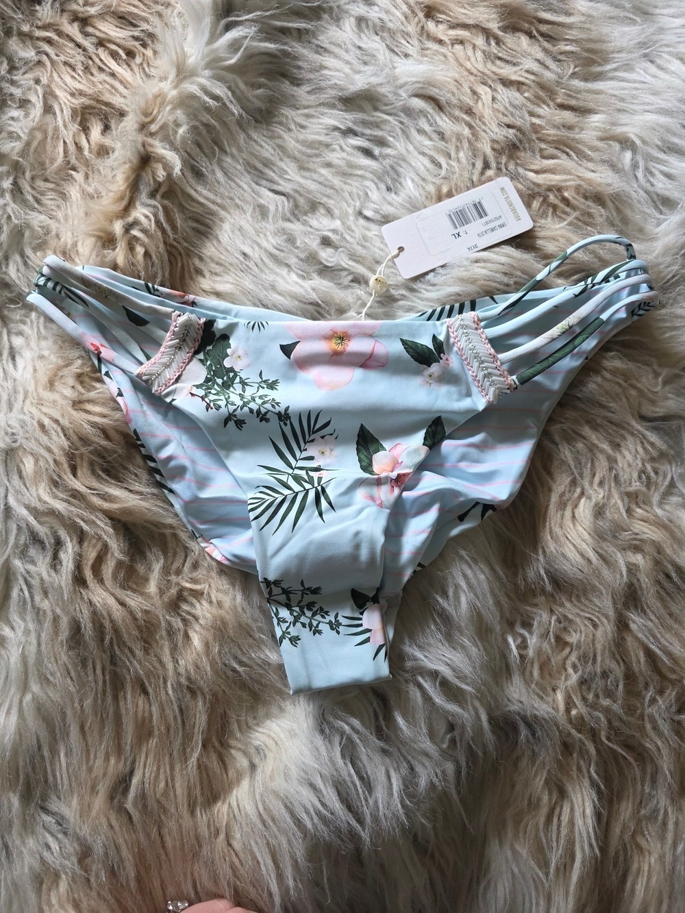 Agua Bendita Emma Camellia Swim Bottom Reversible